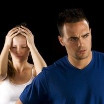 Kush kë e tradhton?