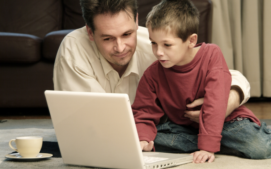 parent-and-child-internet-safety