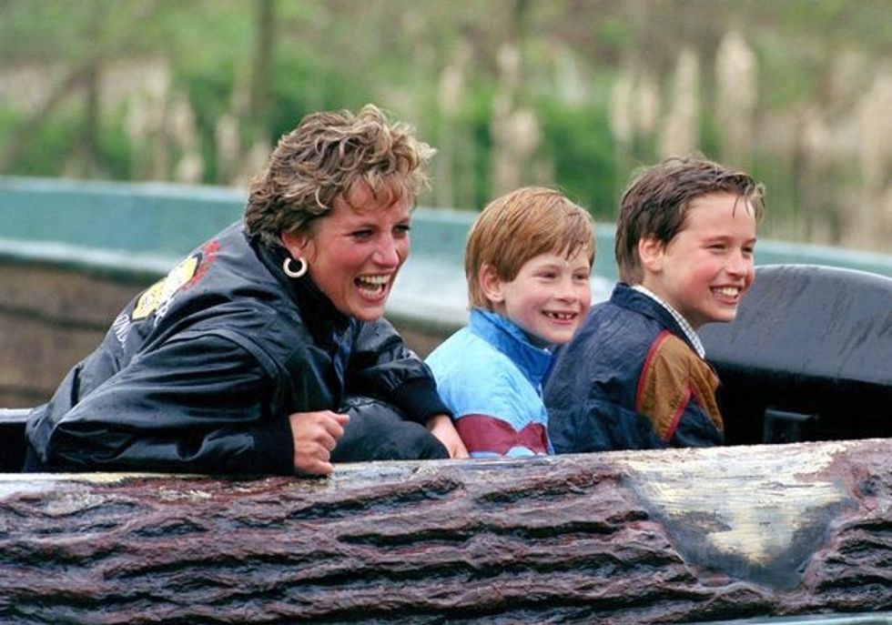 0 Diana William Harry At Thorpe Park