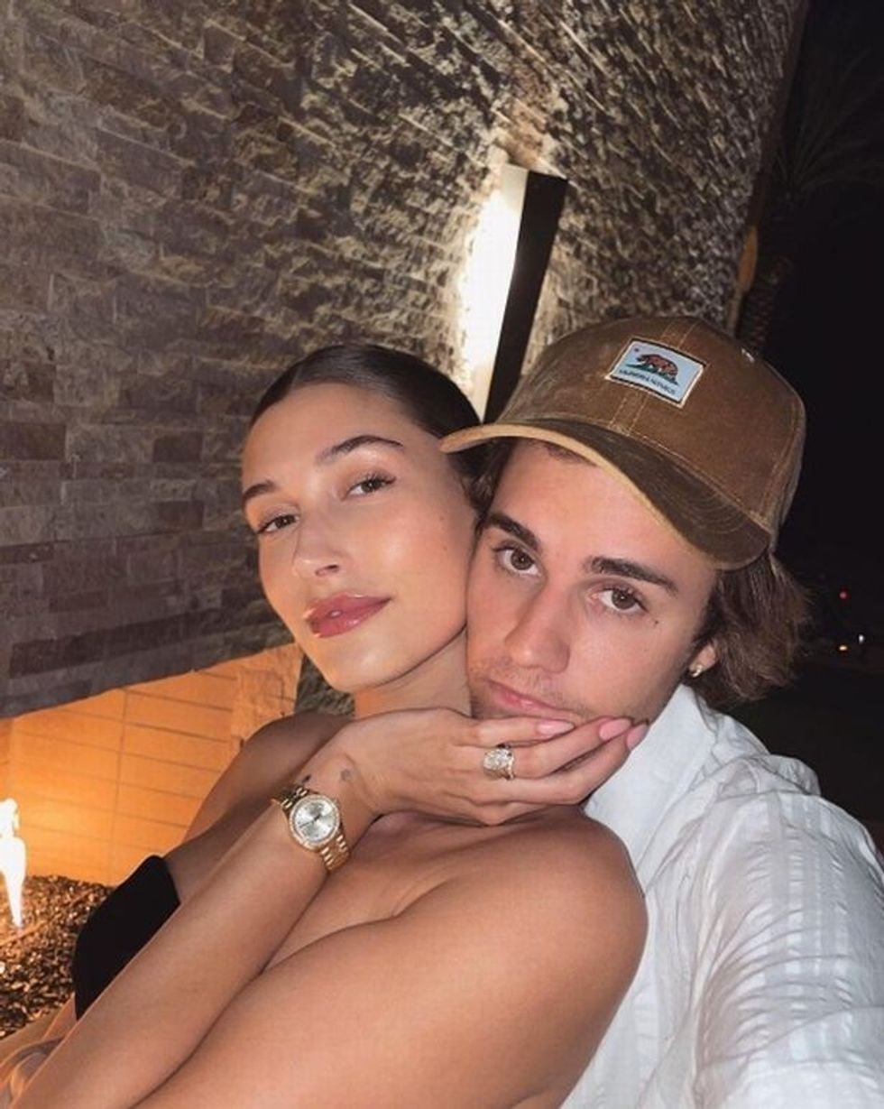 0 Justin Bieber drools over wife Haileys stunning snaps as he says shes perfectjpgHil