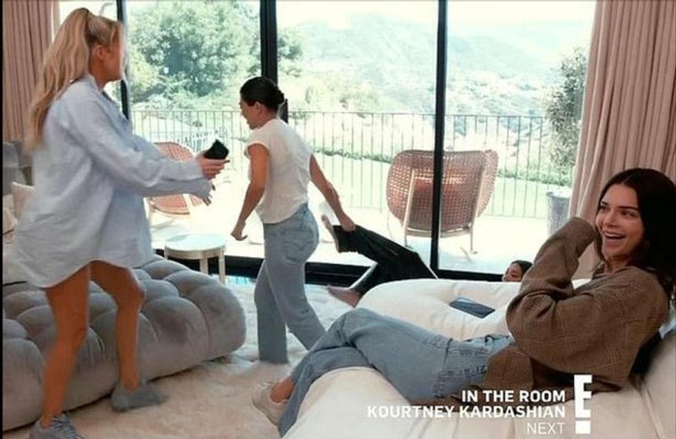 0 Kardashian Fight14JPG