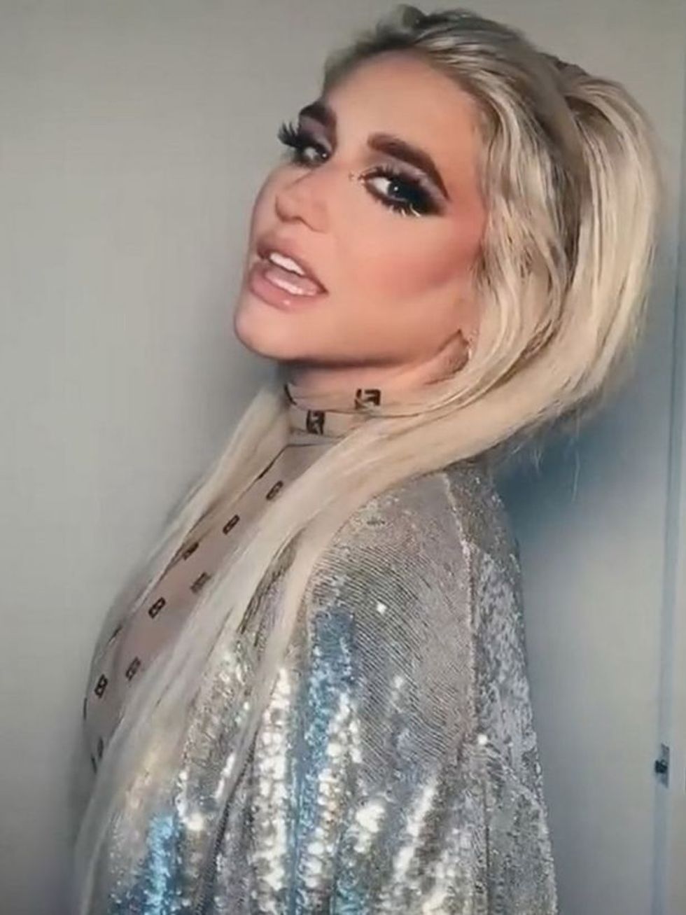 0 Kesha