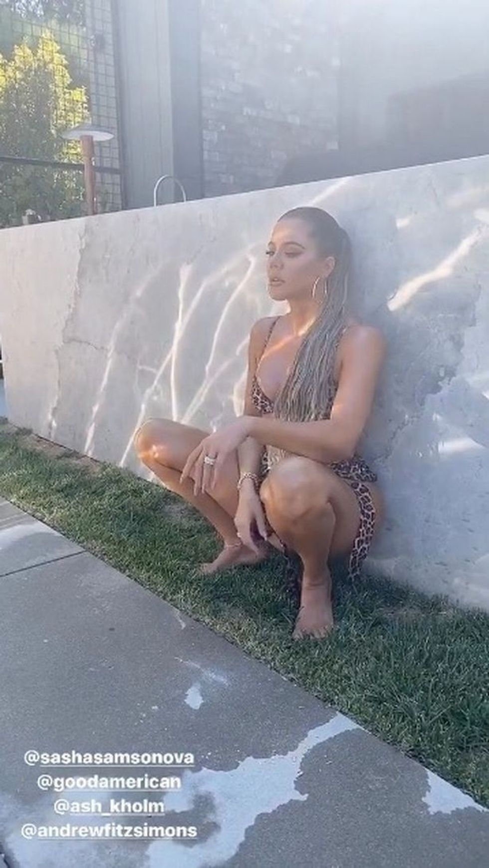 0 Khloe K in leopard print bikini in behind the scenes