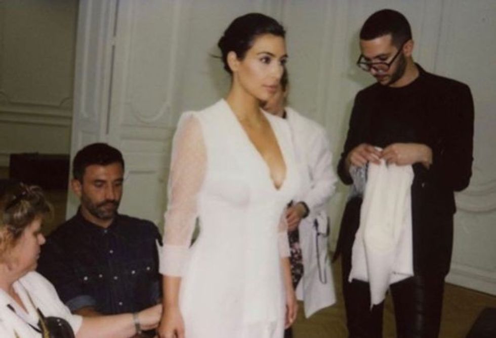 0 Kim Kardashian shares pics from wedding to Kanye 1