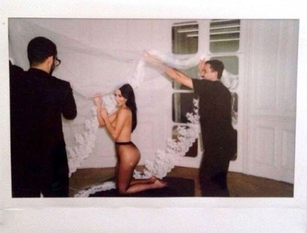 0 Kim Kardashian shares pics from wedding to Kanye 2