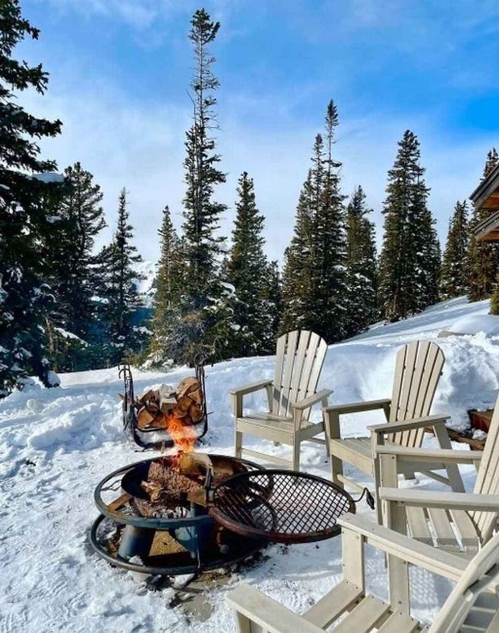 0 Kylie Jenner will keep spending her millions after jetting off on skiing trip