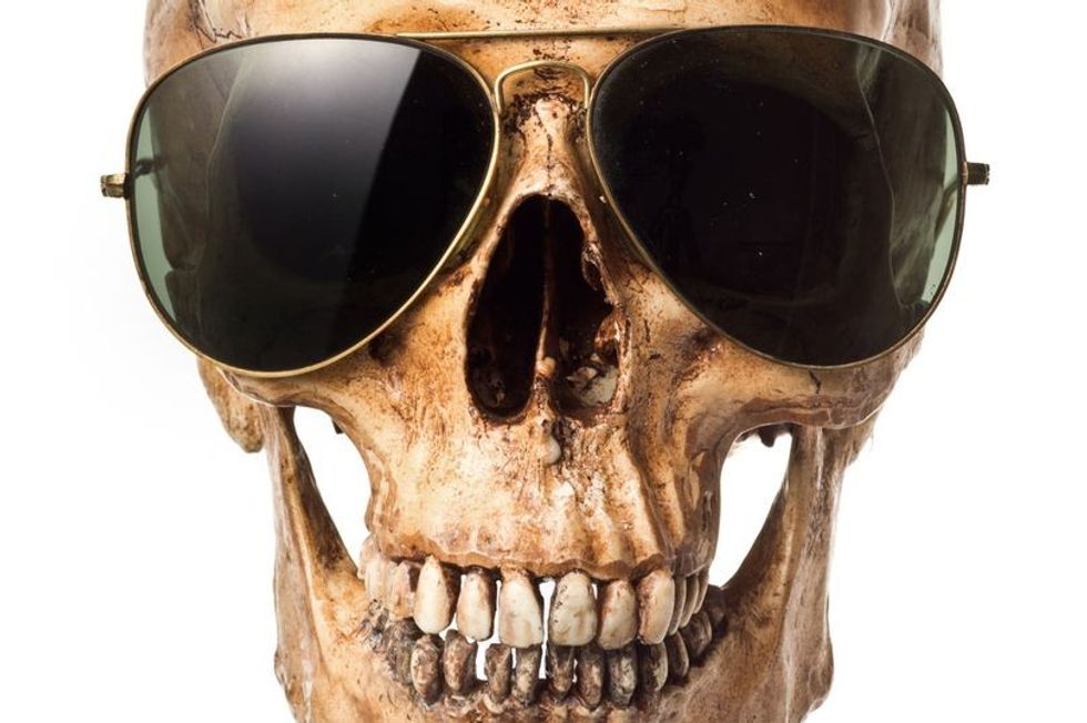 0 skull wearing sunglasses