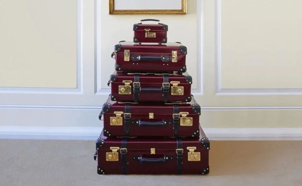 0 The Queens suitcase