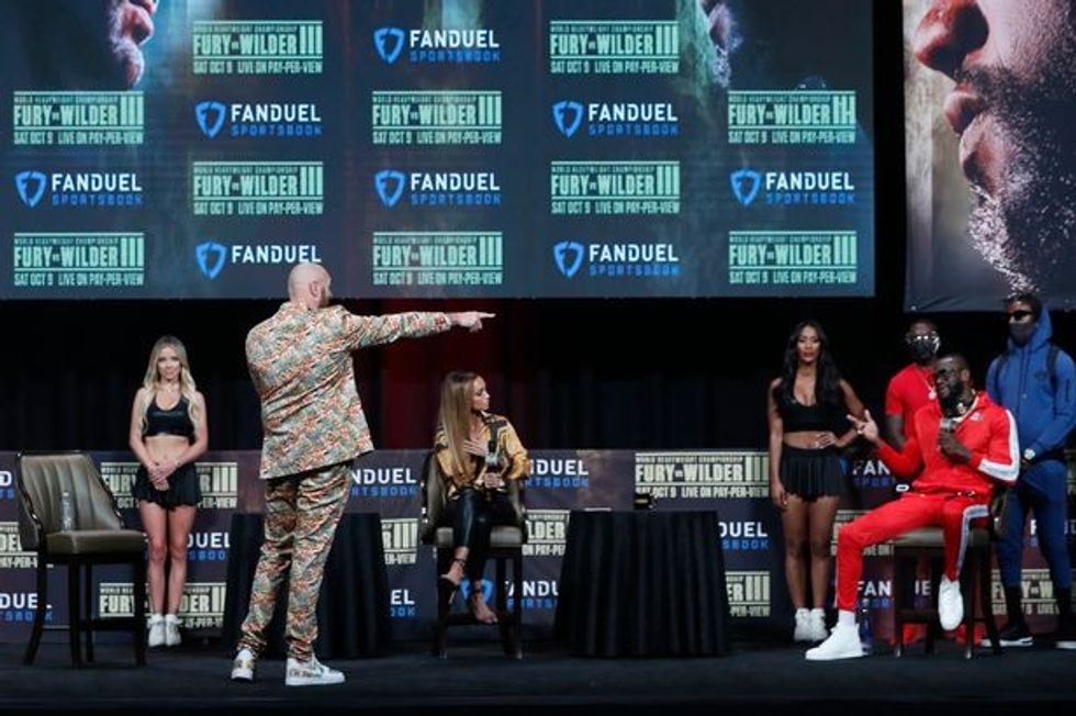 0 Tyson Fury and Deontay Wilder Press Conference