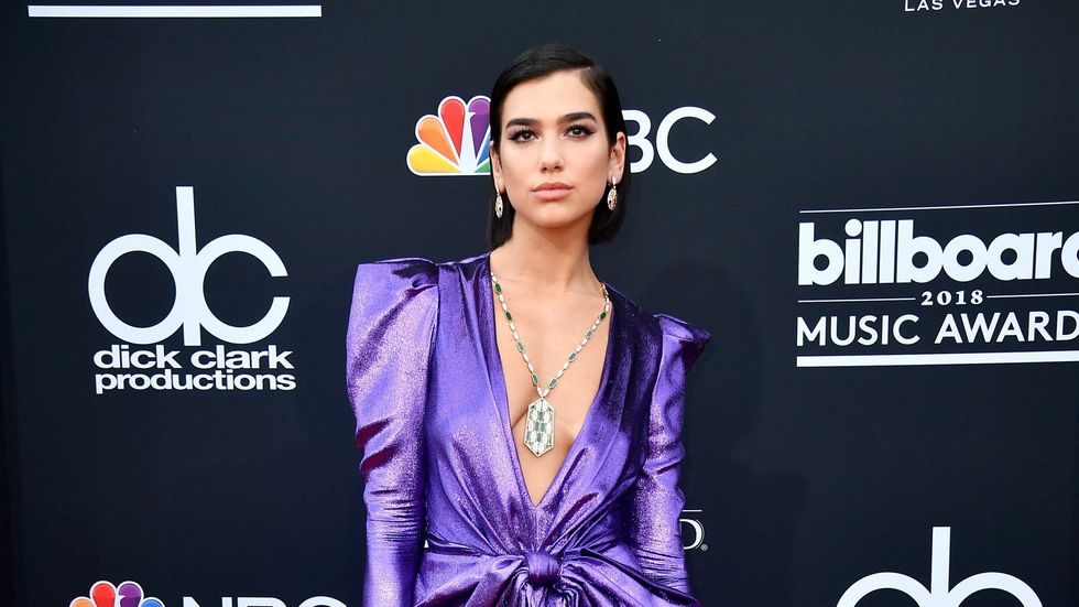 00 promo image dua lipa billboards scaled 1