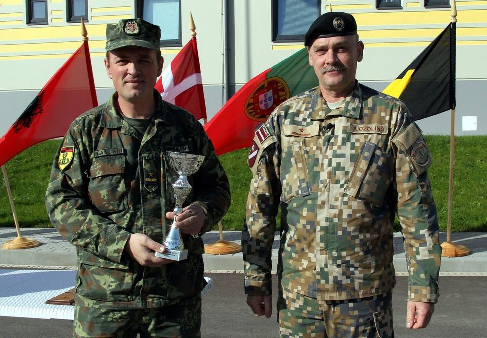 00a647cd a95a 467b 982b cc3d33b83d24