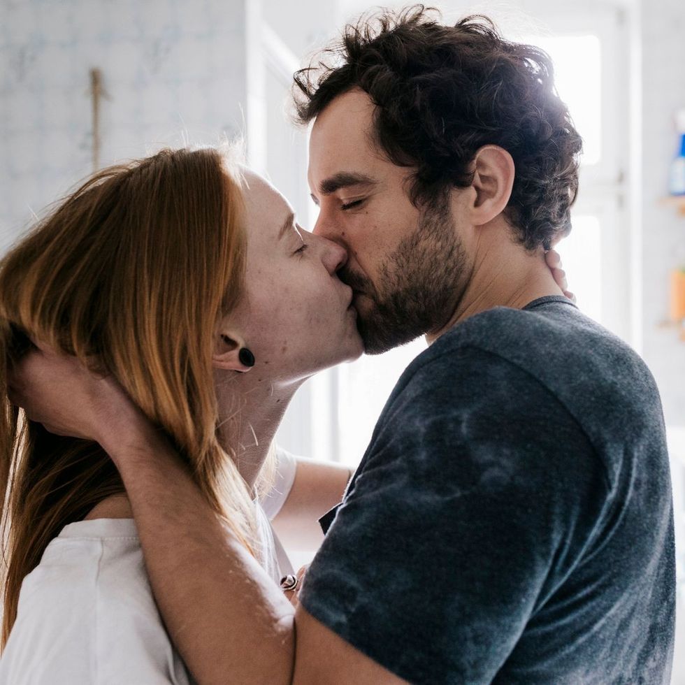 01 longest little known facts about kissing 488115802 UberImages