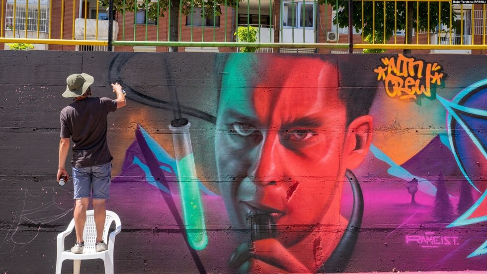 01000000 0aff 0242 0f3a 08db90ffbf47 w1597 n r0 st s 1