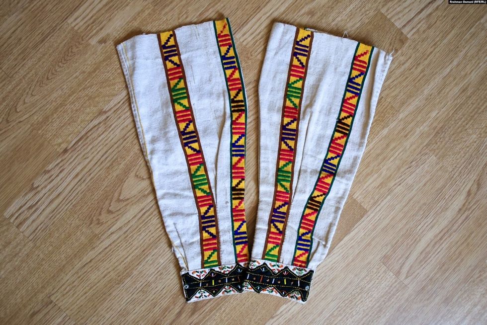 01000000 0aff 0242 bc41 08db9683c27b w1597 n r0 st s