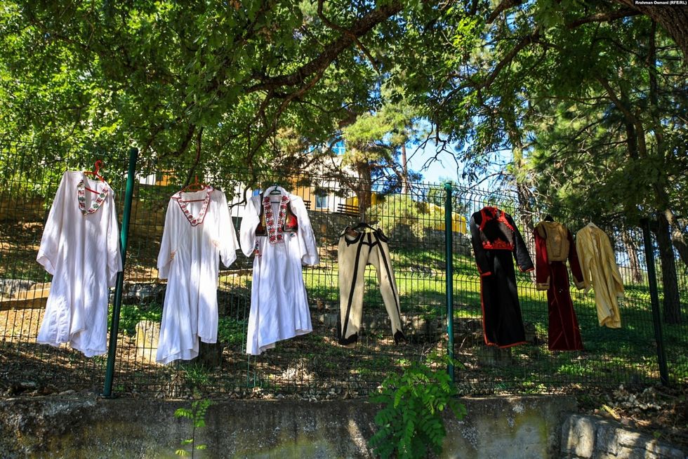 01000000 0aff 0242 dafd 08db967e6eb7 w1597 n r0 st s