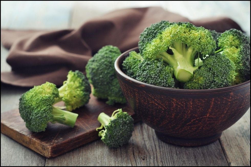 02 foods prevent cancer broccoli