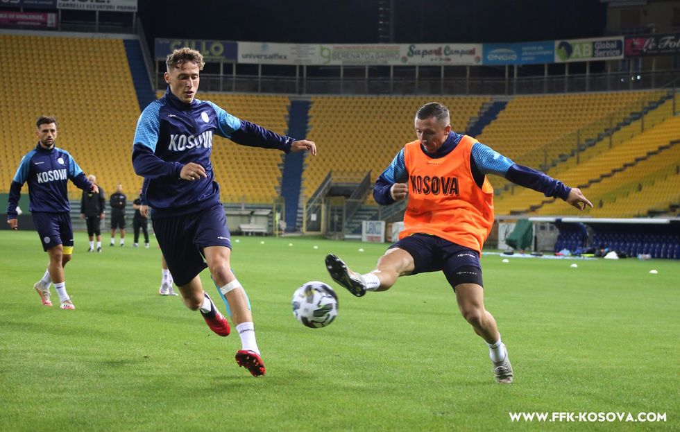 02kombetarjaparma9 1