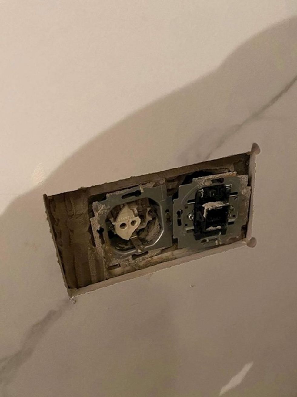 0382b1a0 b4a7 48ea 99e2 7ee8626a28db