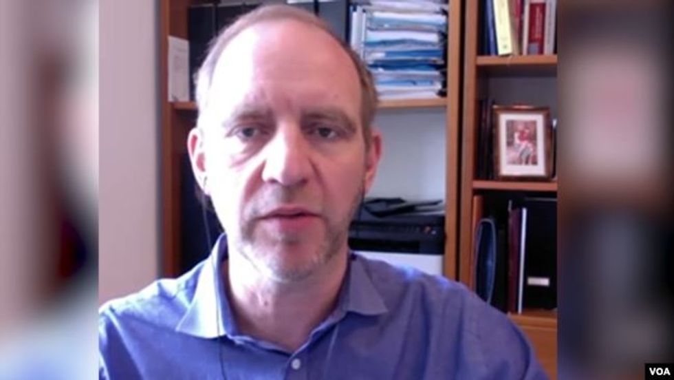 041A3C90 60AF 4384 95D5 FC0AD4710A09 w650 r1 s