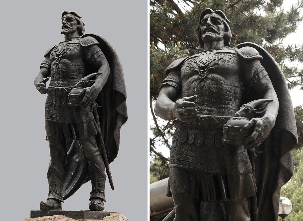 06 Skenderbeu Sadik Spahija