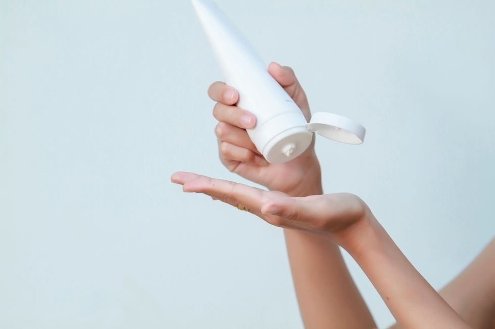 06174801 face mask maskne breakout products cover