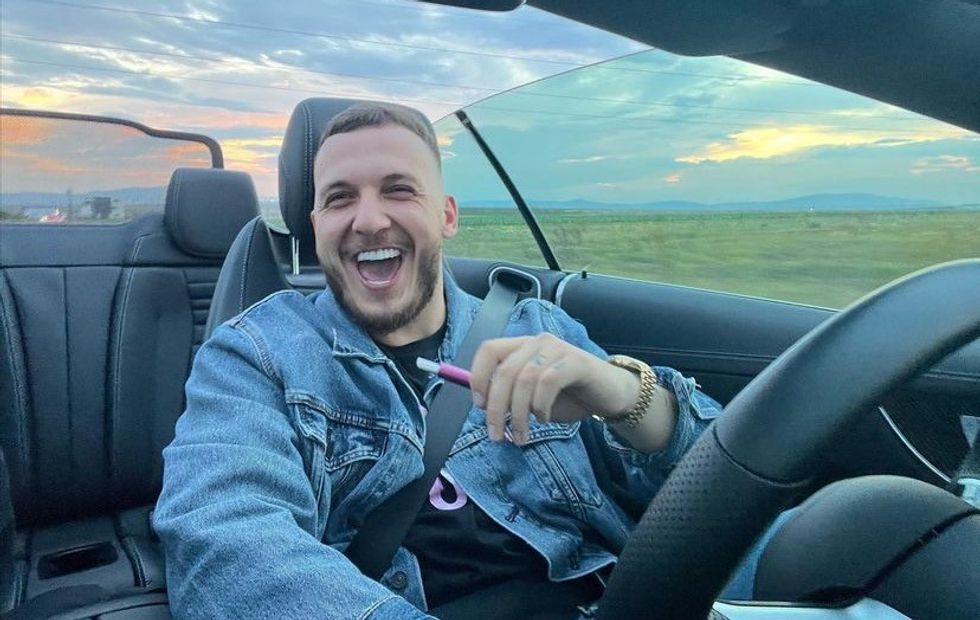 096B0108 1A14 4B9F A41B 2386C86F59F2