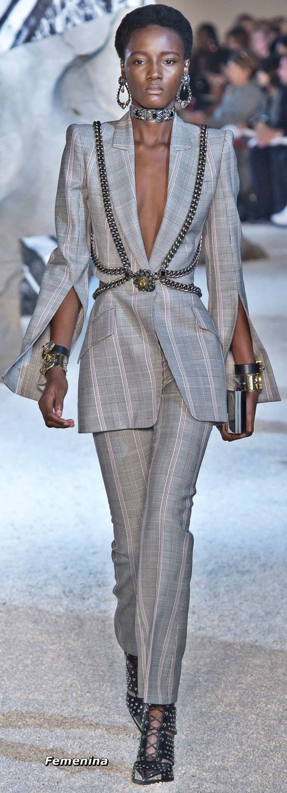 0a7119ac006a022da25b6d00ae52f749