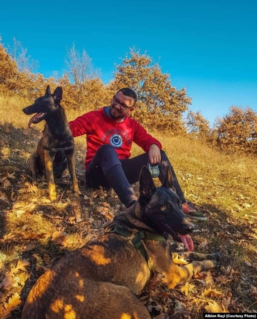 0c530000 0aff 0242 f2c5 08da9d7f4d41 w650 r0 s