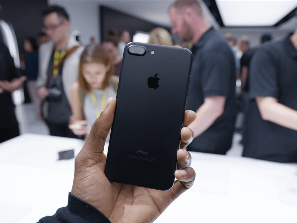 1-iphone-7-plus-