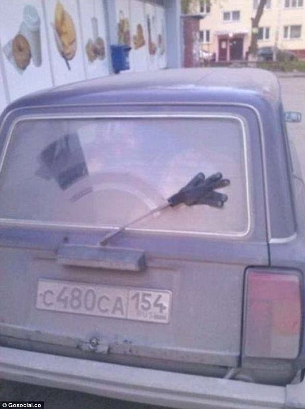 10 28