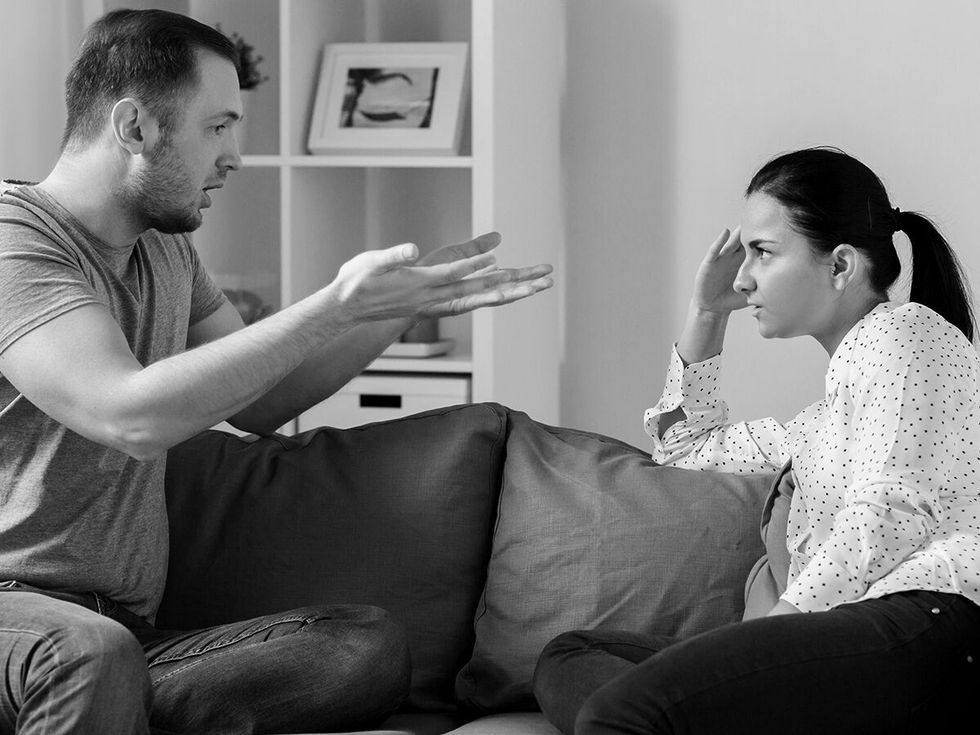 10 Red Flags That Reveal a Conversational Narcissist 1