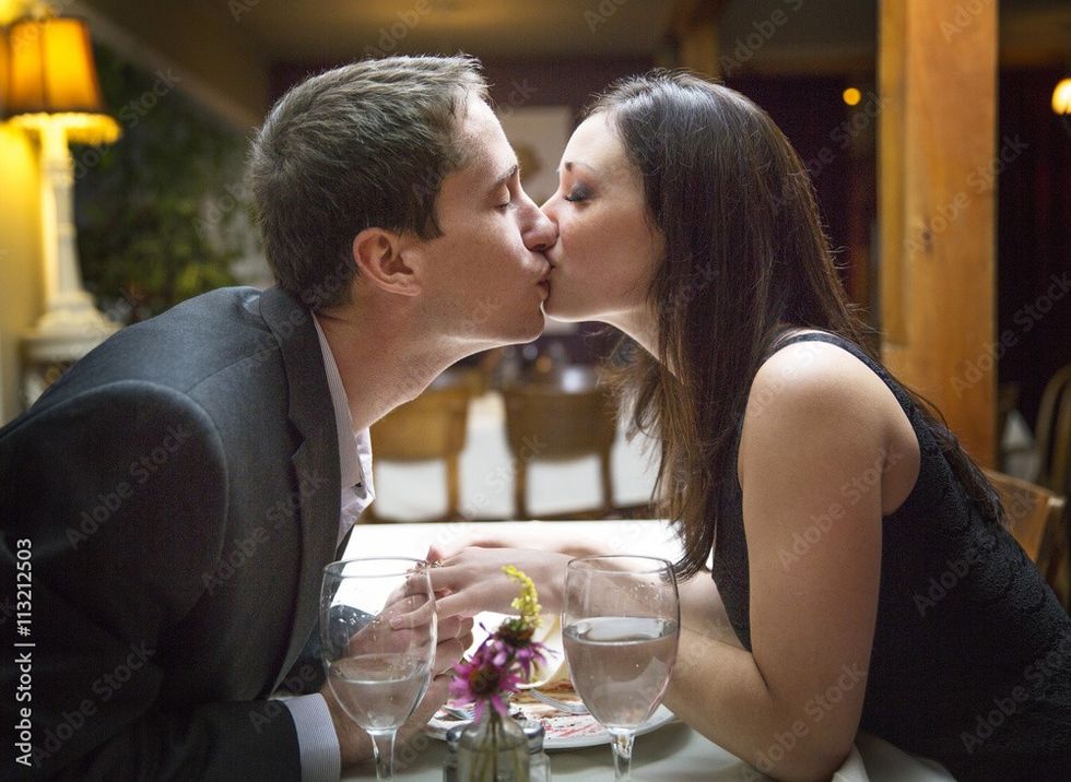 1000 F 113212503 bj5GmGAEPLJcVfaLOTHLwiBSu473Wrfx