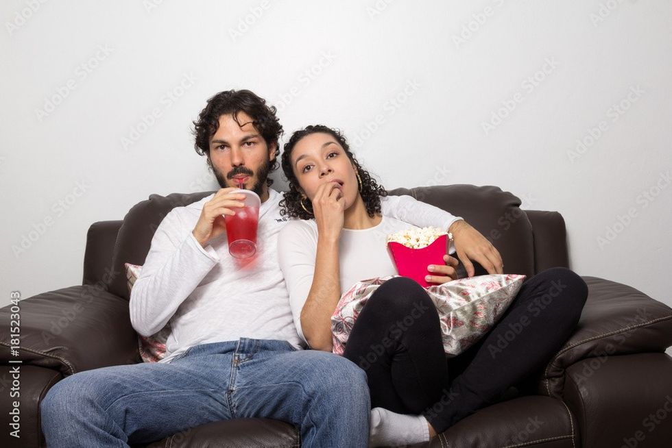 1000 F 181523043 HYLx58jgP6OWcfSV8gbiNXESfuSdu6t1