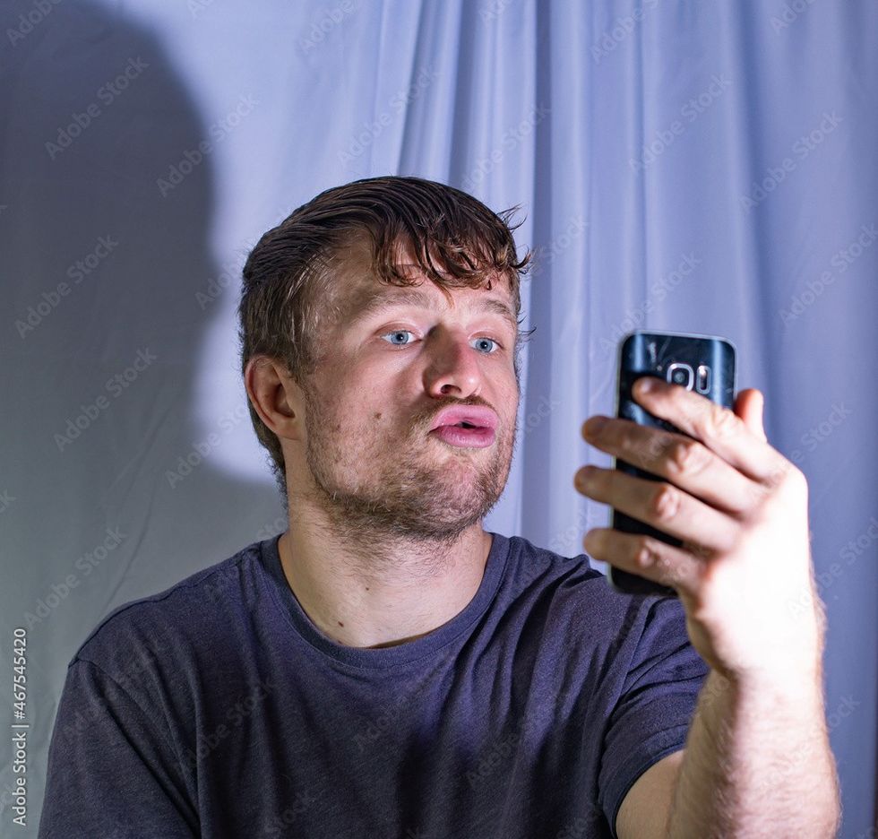 1000 F 467545420 FycONszGCcNwMkvzauX18yNivd36Y2zI