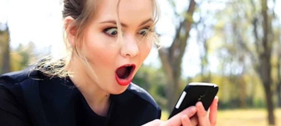 1000Insolite son mari ignore ses sms elle demande le divorce