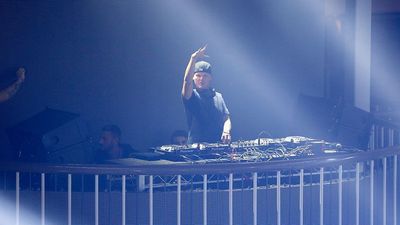 2018/06/Avicii11.jpg