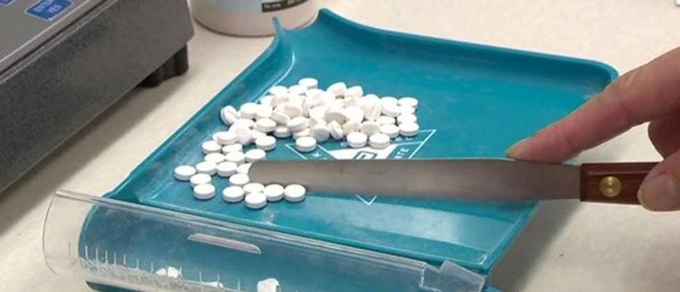 1078702682 4684864623001 4684785377001 vs