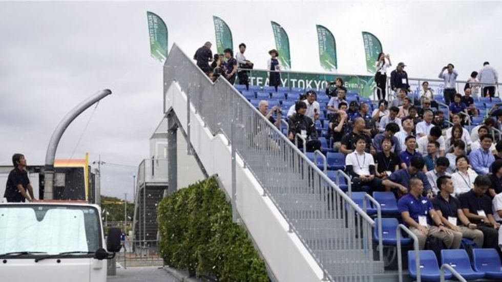 108794389 hi056460921