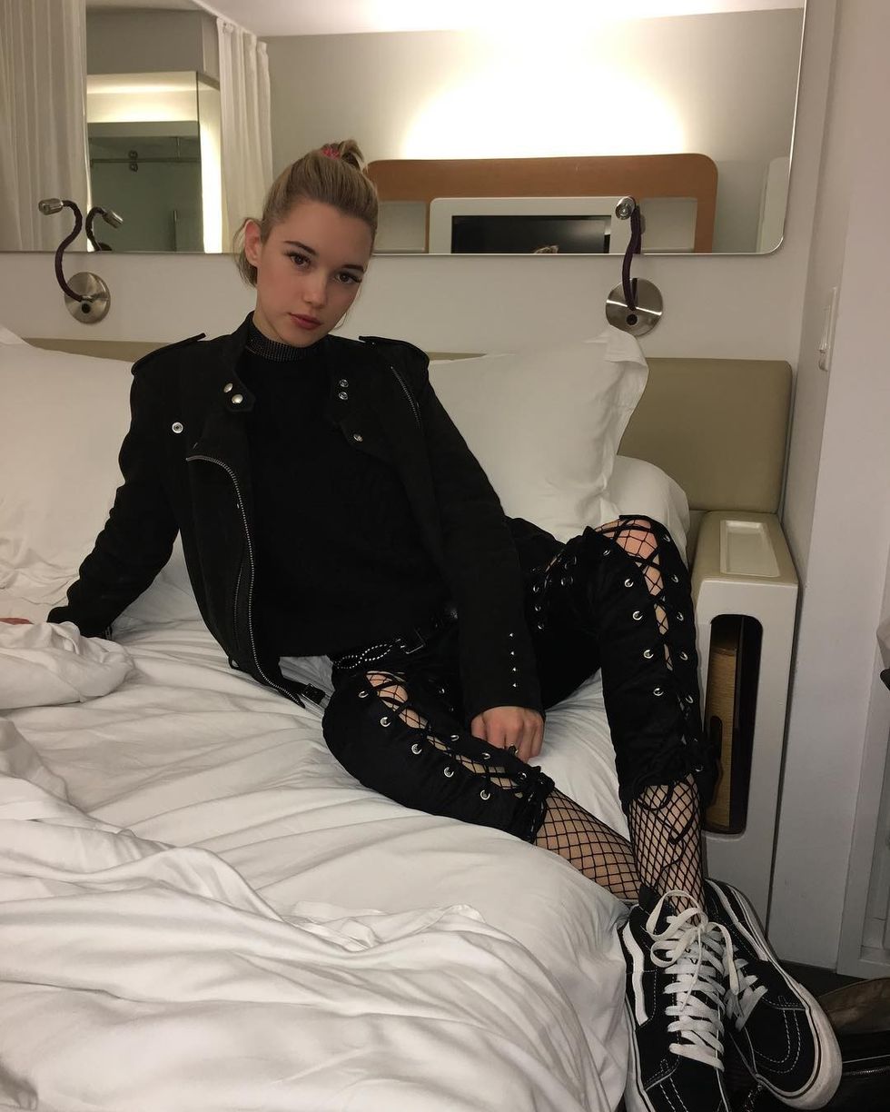 11 sarah snyder fishnets