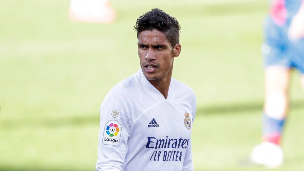113550 manchester united eye ambitious winter move for raphael varane