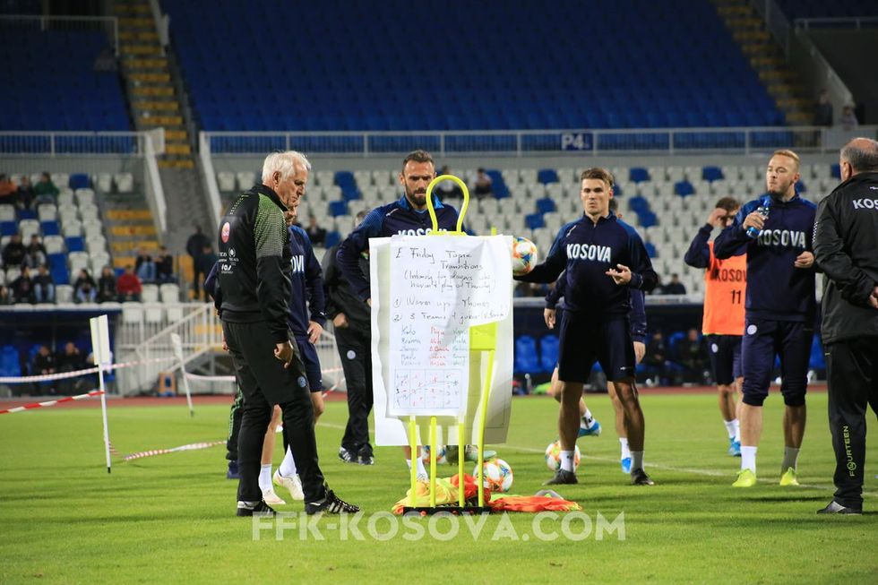 11tet stervitje kombetarja a 2 1