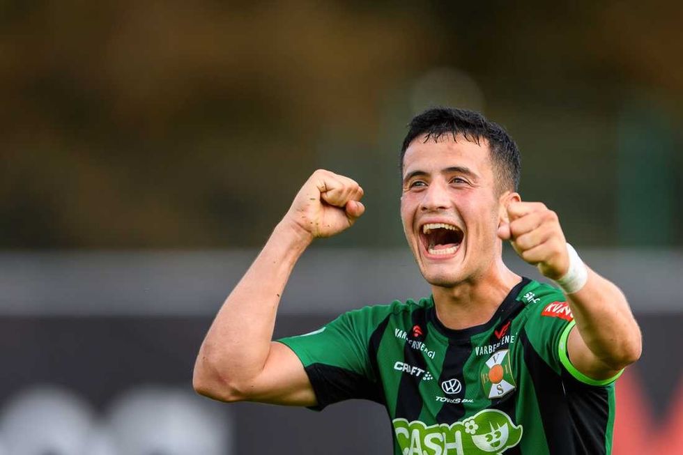 12052584 7e0c 4df0 8d55 eac2dd66848d