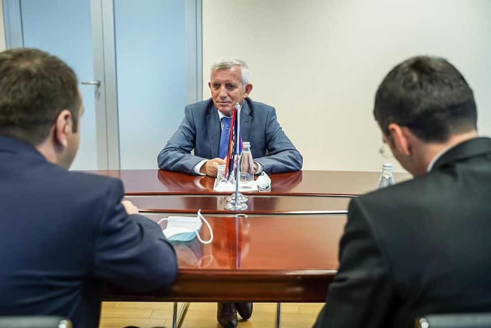 121538891 176844797383306 4146911540263730230 n