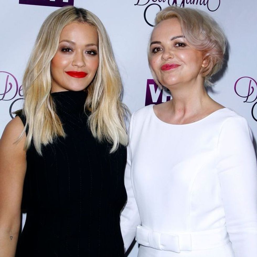 1227100 rita ora mum mother vera d072cb39f77a08e6dce8b769ec7003d6