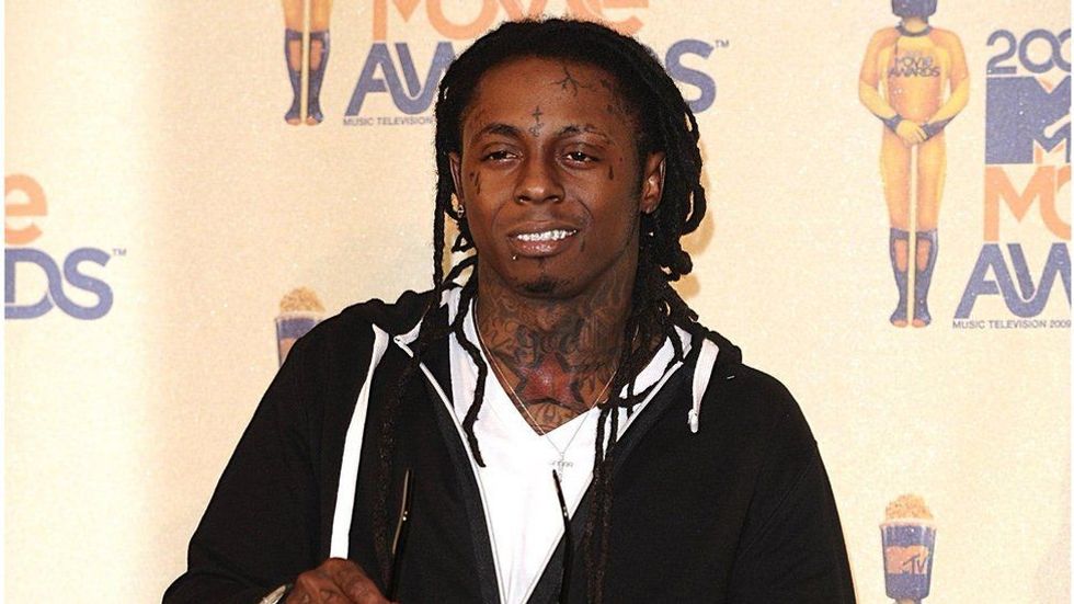 123292431 hi073920289