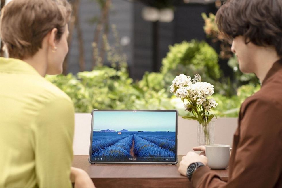 124 TABS9U OUTDOORVIEWING 1 LI