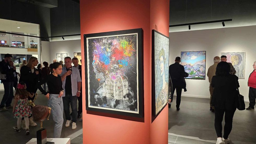 127c701d 03aa 4bad 8d01 8119af3a5114