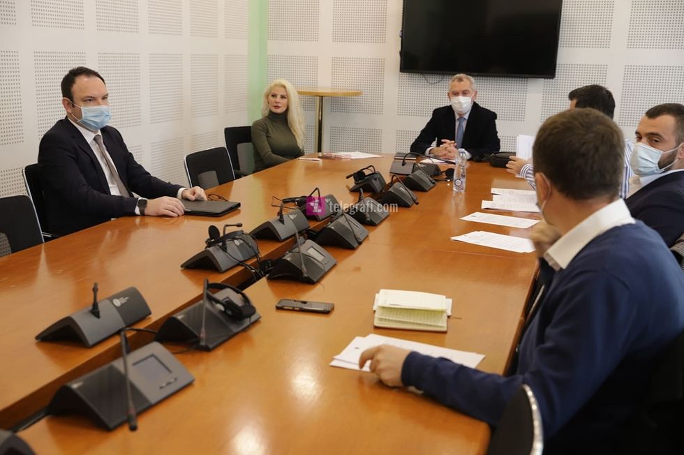 129011923 731000784176955 137546158962261925 n