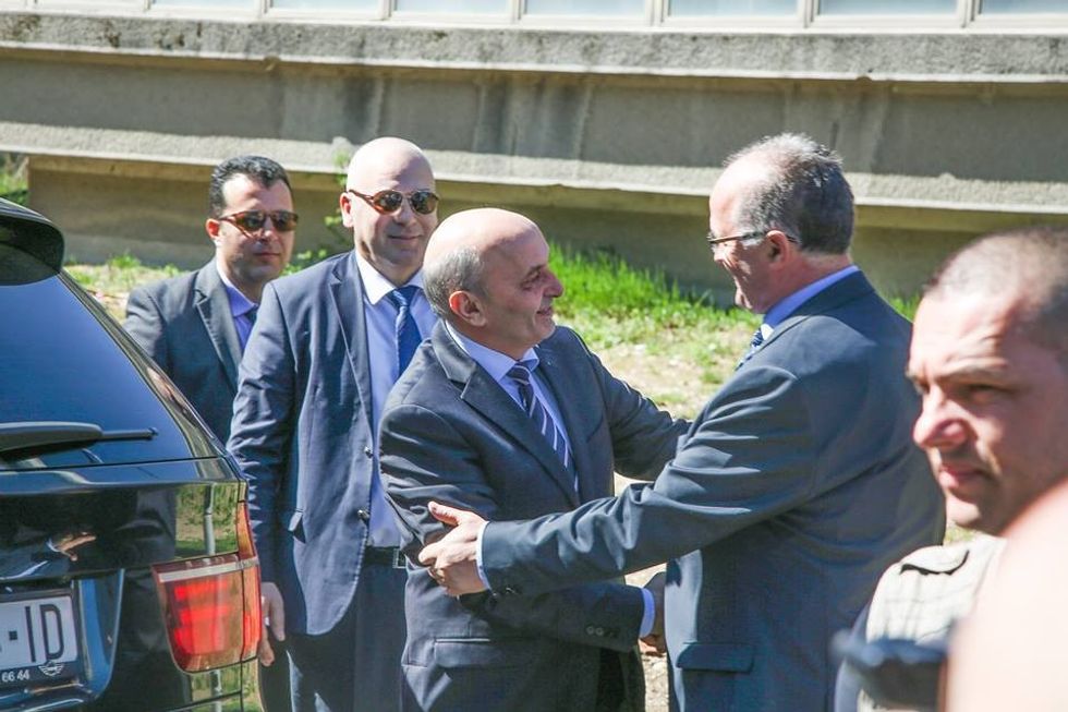 12919165_10156866461615725_1682629576_n