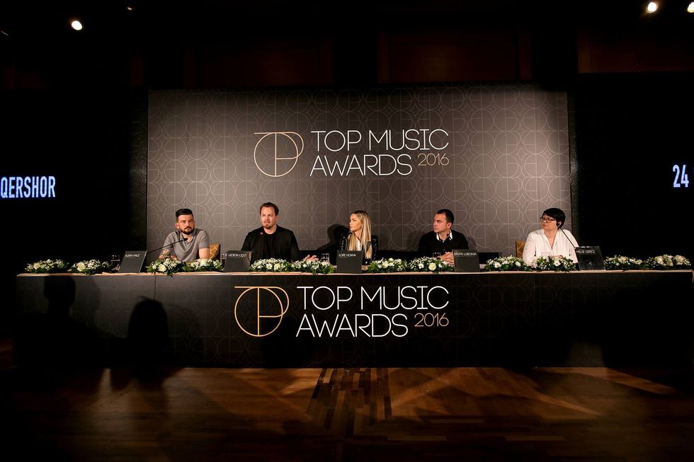 13002325_875742919201666_2821824980376863825_o